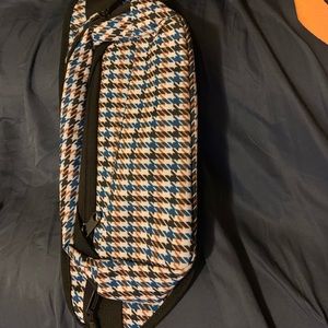 Fanny pack